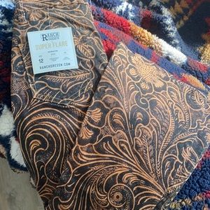 New with tags ranch dressn super flares